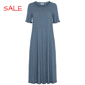 Blaues Rüschenkleid von Jalfe