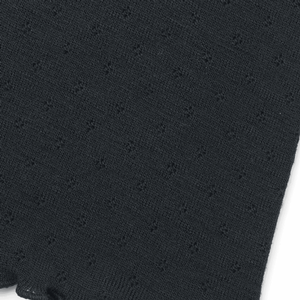 Detail des Eyeletmusters